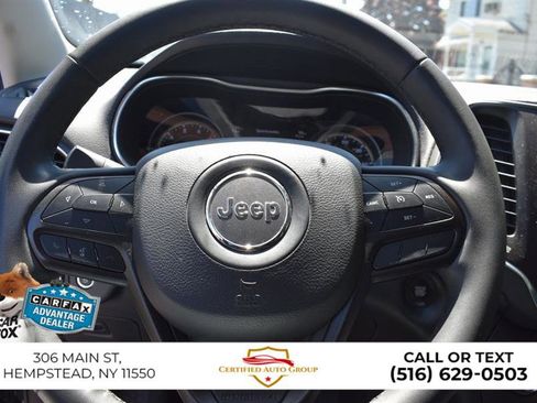 Used 2022 Jeep Cherokee Trailhawk w/ Premium Leather Package image 13