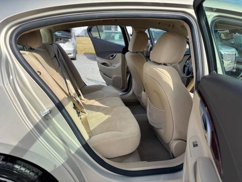 Used 2011 Buick LaCrosse CX image 24