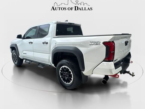 Used 2024 Toyota Tacoma TRD Off-Road AWD/4WD image 9