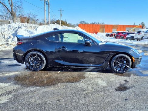 New 2026 Toyota GR86 Premium w/ GR Wheel Package (TMS image 4