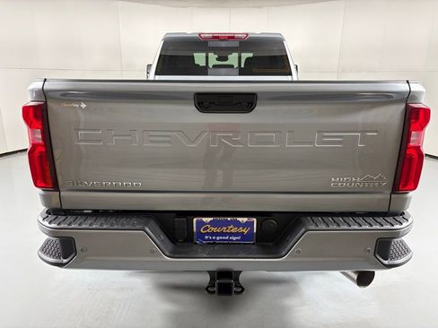 New 2026 Chevrolet Silverado 3500 High Country w/ High Country Premium Package AWD/4WD image 8