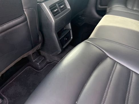 Used 2024 Ford Edge SEL image 30