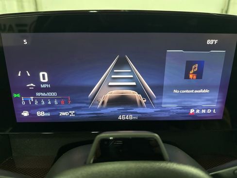 Used 2025 Chevrolet Traverse RS w/ LPO, Floor Liner Package image 25