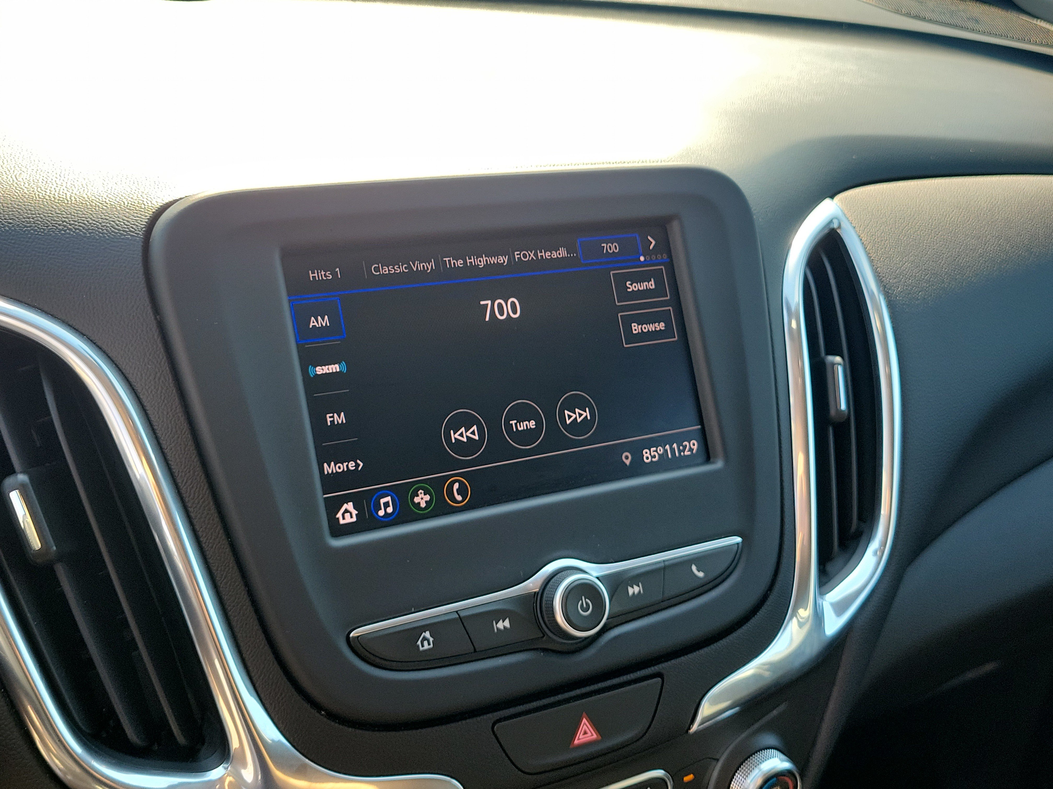 Used 2020 Chevrolet Equinox LT w/ Sport Edition FWD image 26