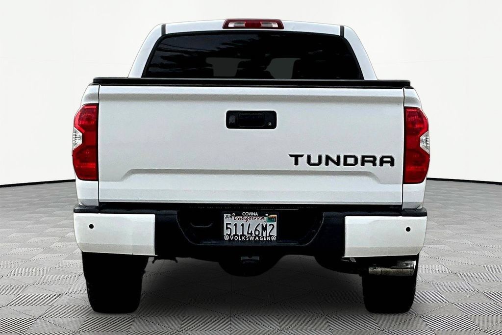 Used 2018 Toyota Tundra Limited w/ Limited Premium Package AWD/4WD image 5