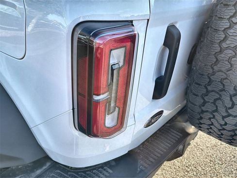 New 2025 Ford Bronco Badlands image 36