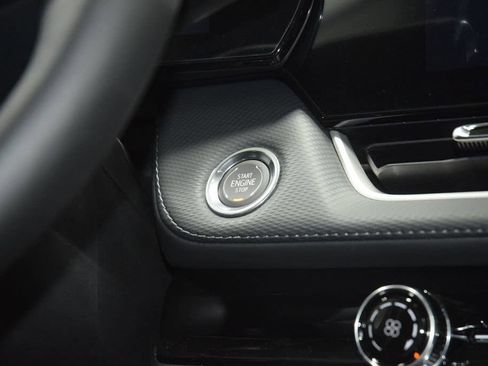 New 2026 Chevrolet Equinox LT w/ Safety and Technology Package FWD image 31