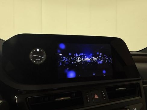 Used 2024 Lexus ES 350 w/ Premium Package FWD image 24