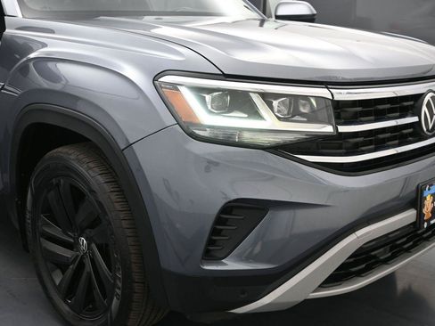 Used 2022 Volkswagen Atlas Cross Sport SE AWD/4WD image 16