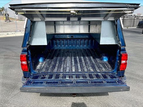 Used 2018 Chevrolet Silverado 1500 LT image 16