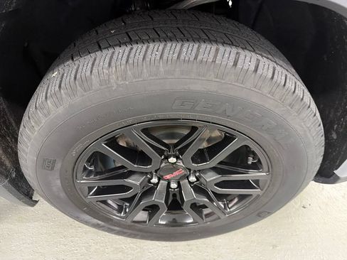 Used 2024 GMC Sierra 1500 Elevation AWD/4WD image 4