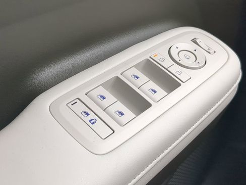 Used 2025 Hyundai Santa Fe Calligraphy image 24