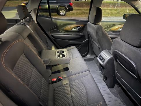 Used 2018 GMC Terrain SLE w/ Infotainment Package I image 29