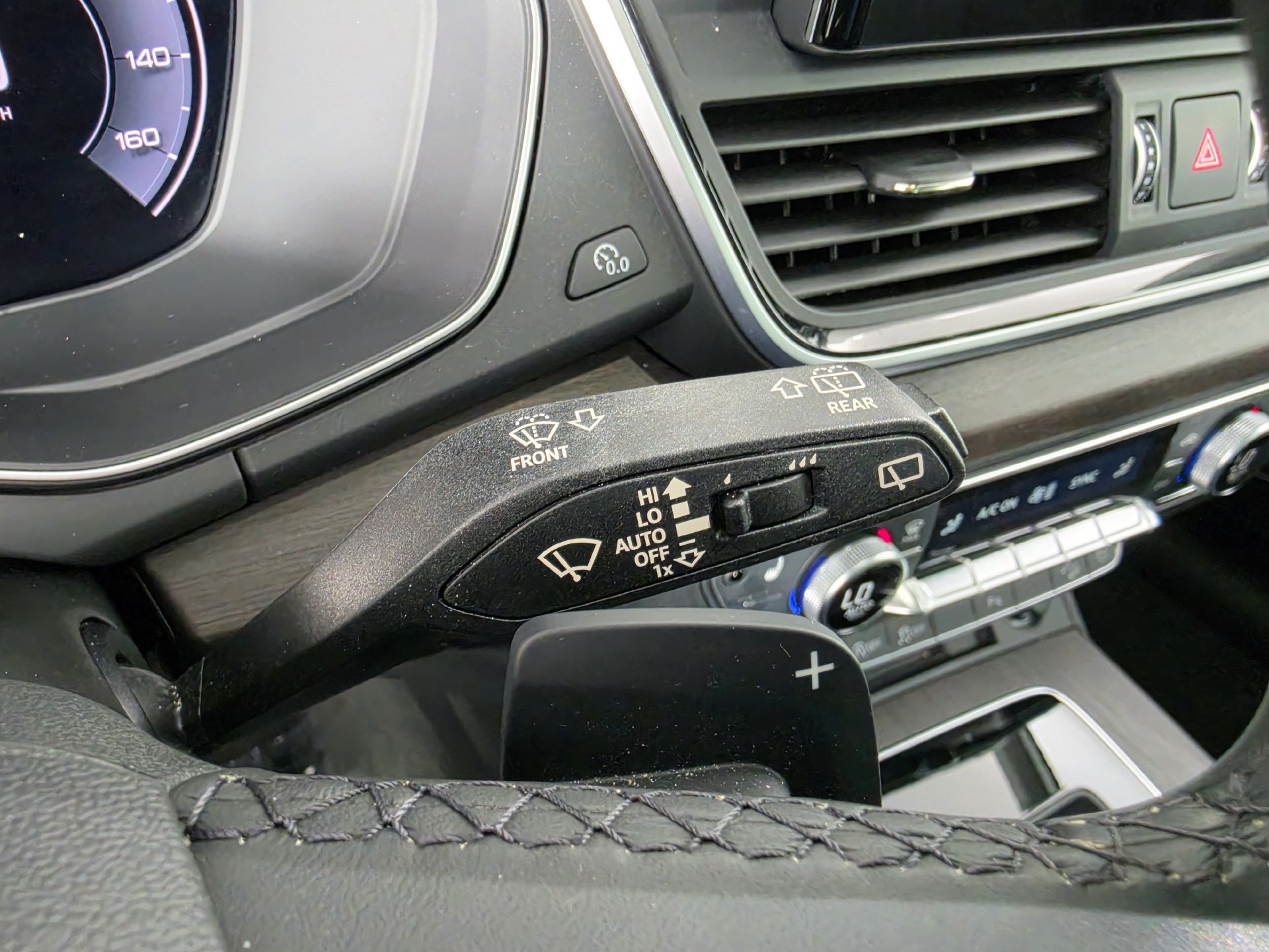 Used 2024 Audi Q5 Premium AWD/4WD image 24