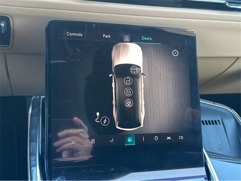 New 2025 Cadillac Escalade IQ Luxury 2 image 24