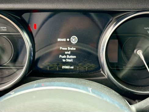 Used 2023 Jeep Wrangler Unlimited Sahara image 13