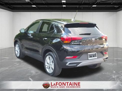 Used 2024 Buick Encore GX Preferred w/ Comfort Package FWD image 3