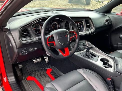 Used 2023 Dodge Challenger SXT w/ Plus Package image 14