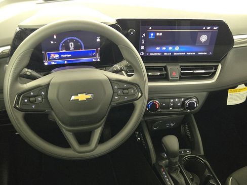 New 2026 Chevrolet TrailBlazer LS w/ LS Convenience Package FWD image 29