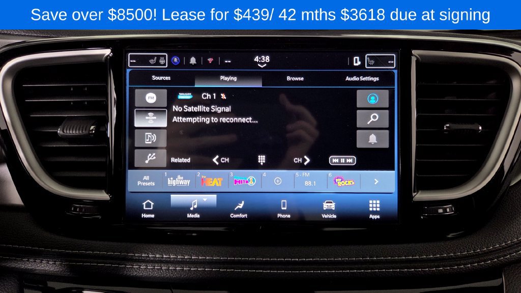 New 2026 Chrysler Pacifica Select FWD image 24