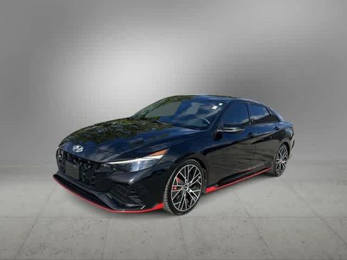 Used 2022 Hyundai Elantra N w/ Preferred Accessory Package FWD image 4