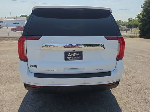 Used 2021 GMC Yukon XL SLT AWD/4WD image 7