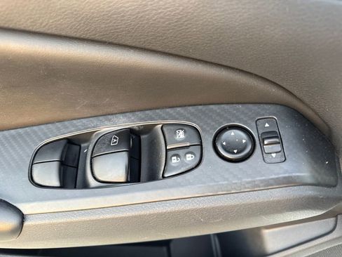 Used 2022 Nissan Altima 2.5 S image 17