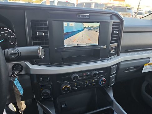 New 2026 Ford F250 XLT w/ FX4 Off-Road Package image 24
