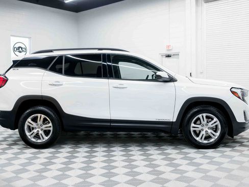 Used 2019 GMC Terrain SLE w/ Driver Convenience Package AWD/4WD image 6
