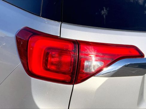 Used 2017 GMC Acadia Denali w/ Technology Package image 28