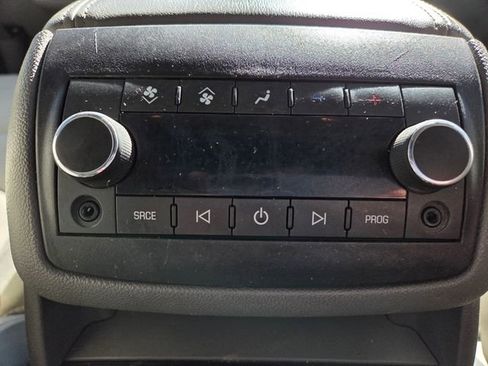 Used 2015 Chevrolet Traverse LT image 51