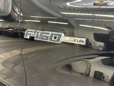Used 2011 Ford F150 XLT w/ XLT Chrome Pkg image 10