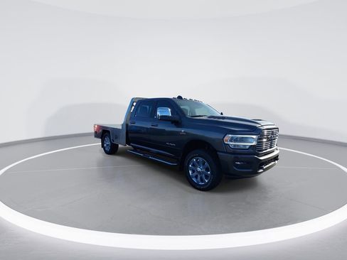 Used 2024 RAM 3500 Laramie w/ Sport Appearance Package AWD/4WD image 2