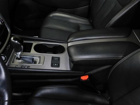 Used 2024 Nissan Murano SL image 37