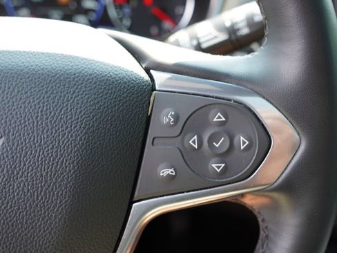 Used 2023 Chevrolet Traverse High Country AWD/4WD image 36