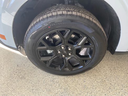 New 2026 Ford Maverick Lariat w/ Black Appearance Package image 10