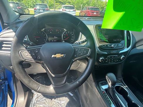 Used 2024 Chevrolet Equinox LT AWD/4WD image 9