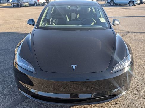Used 2025 Tesla Model 3 image 8