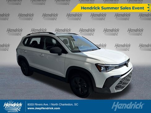 Used 2025 Volkswagen Taos S FWD image 1