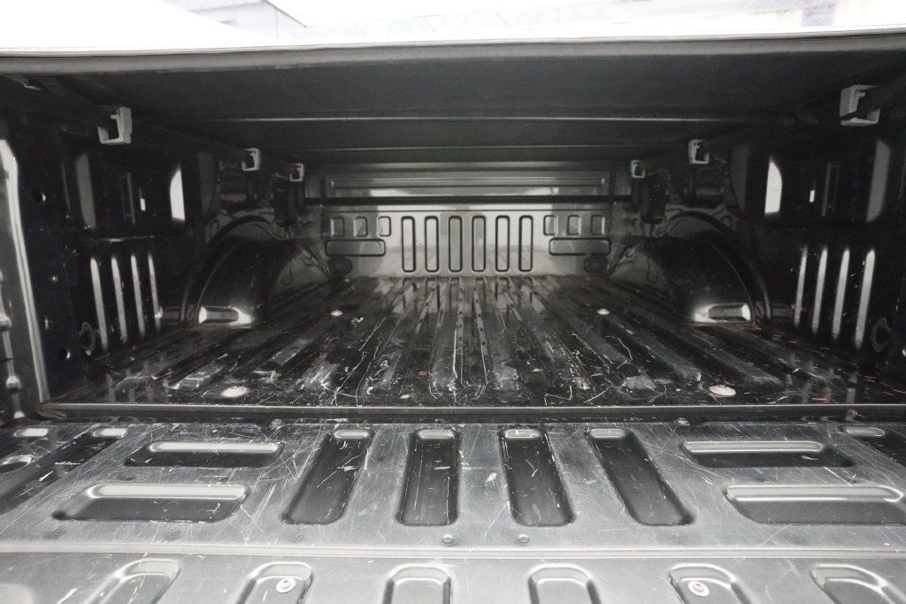 Used 2019 Ford F150 XL w/ Equipment Group 101A Mid AWD/4WD image 10