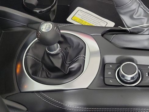 New 2026 MAZDA MX-5 Miata Club w/ Interior Package RWD image 23