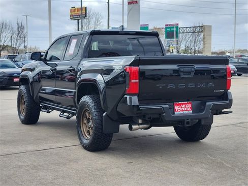 Certified 2025 Toyota Tacoma TRD Sport image 7