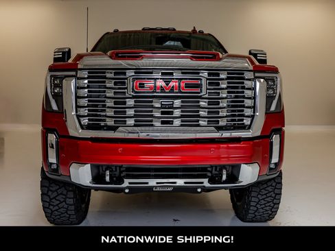Used 2024 GMC Sierra 2500 Denali w/ Denali Reserve Package AWD/4WD image 4