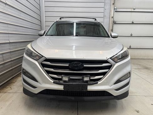 Used 2018 Hyundai Tucson SEL Plus AWD/4WD image 2