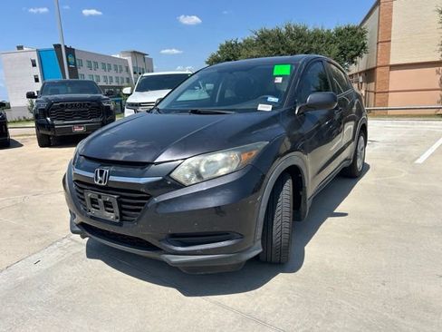 Used 2016 Honda HR-V LX image 7
