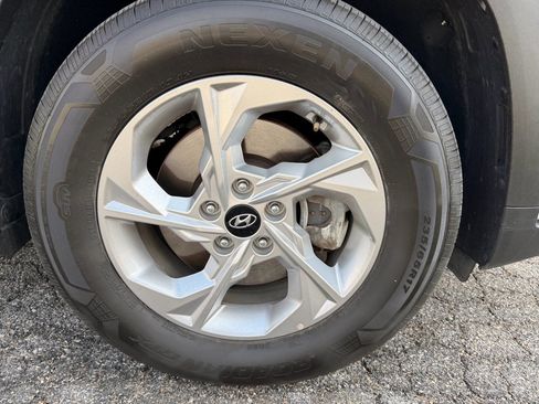 Used 2024 Hyundai Tucson SE image 9