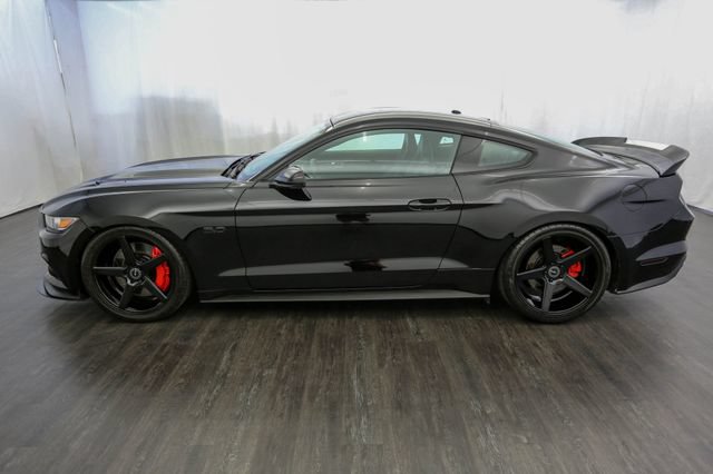 Used 2017 Ford Mustang GT Premium w/ GT Performance Package RWD image 7