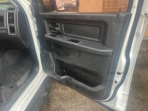Used 2018 RAM 1500 Tradesman RWD image 21