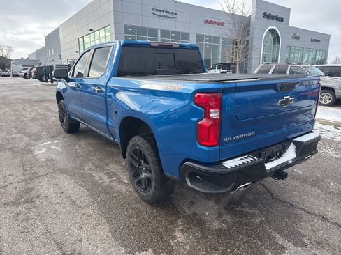 Used 2022 Chevrolet Silverado 1500 LT Trail Boss w/ LT Trail Boss Premium Package image 17