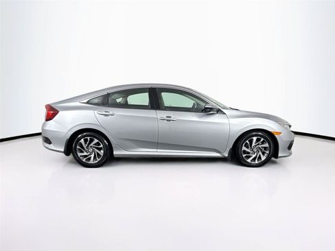 Used 2016 Honda Civic EX image 9